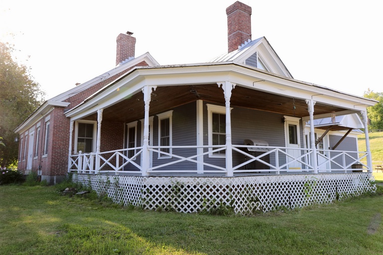Historic Net-Zero Air B&B Features Air-to-Water Heat Pump